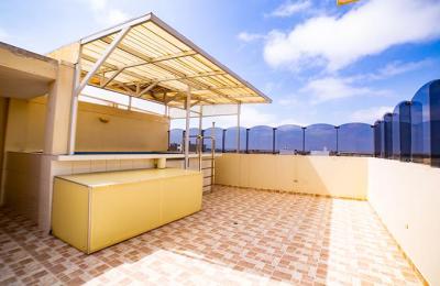 VENTA DE CASA DE 3 PISOS EN URB. LOS FICUS - PIMENTEL